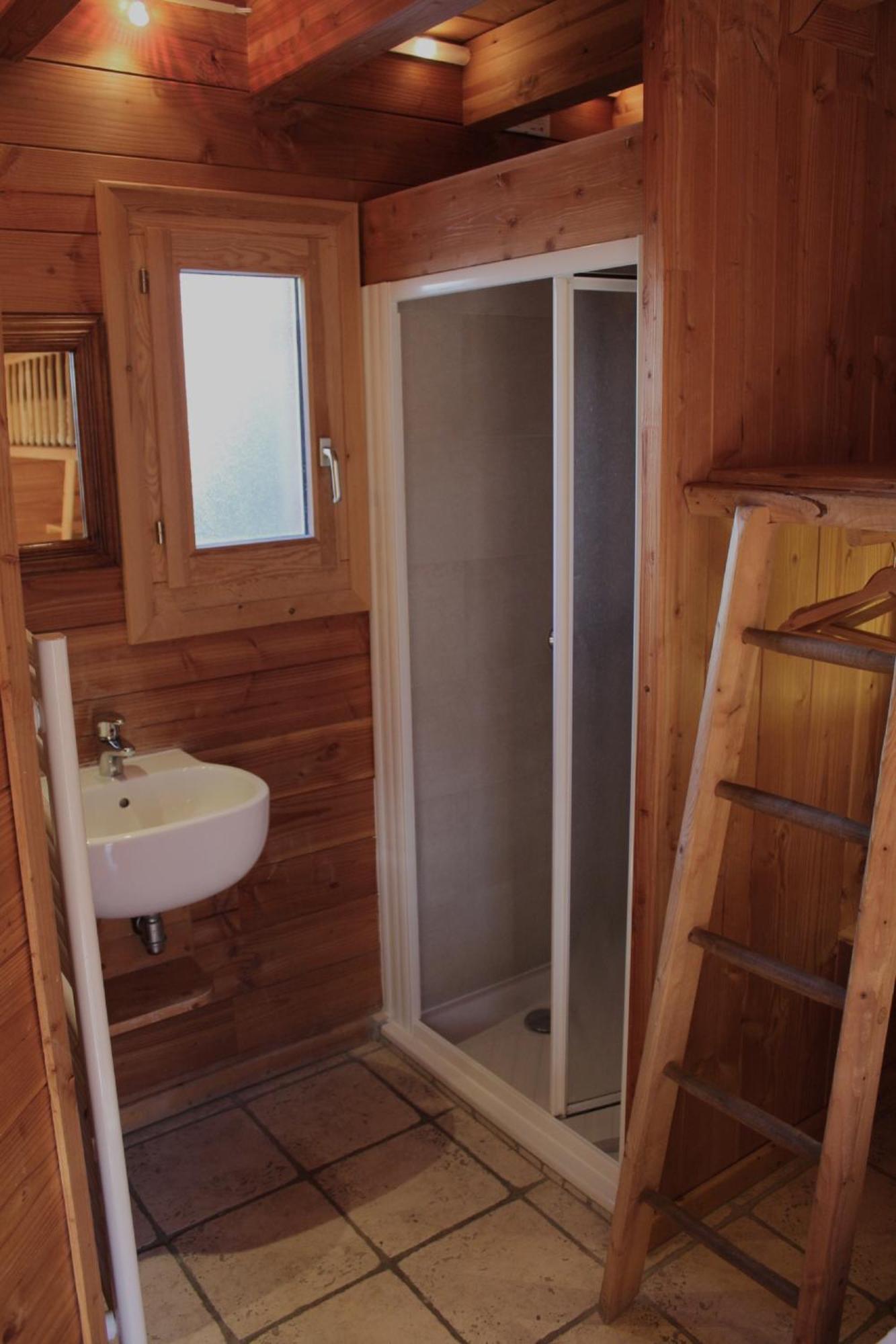Saint-Marcel  Cosy 4 Bedroom Chalet With Hot Tub מראה חיצוני תמונה