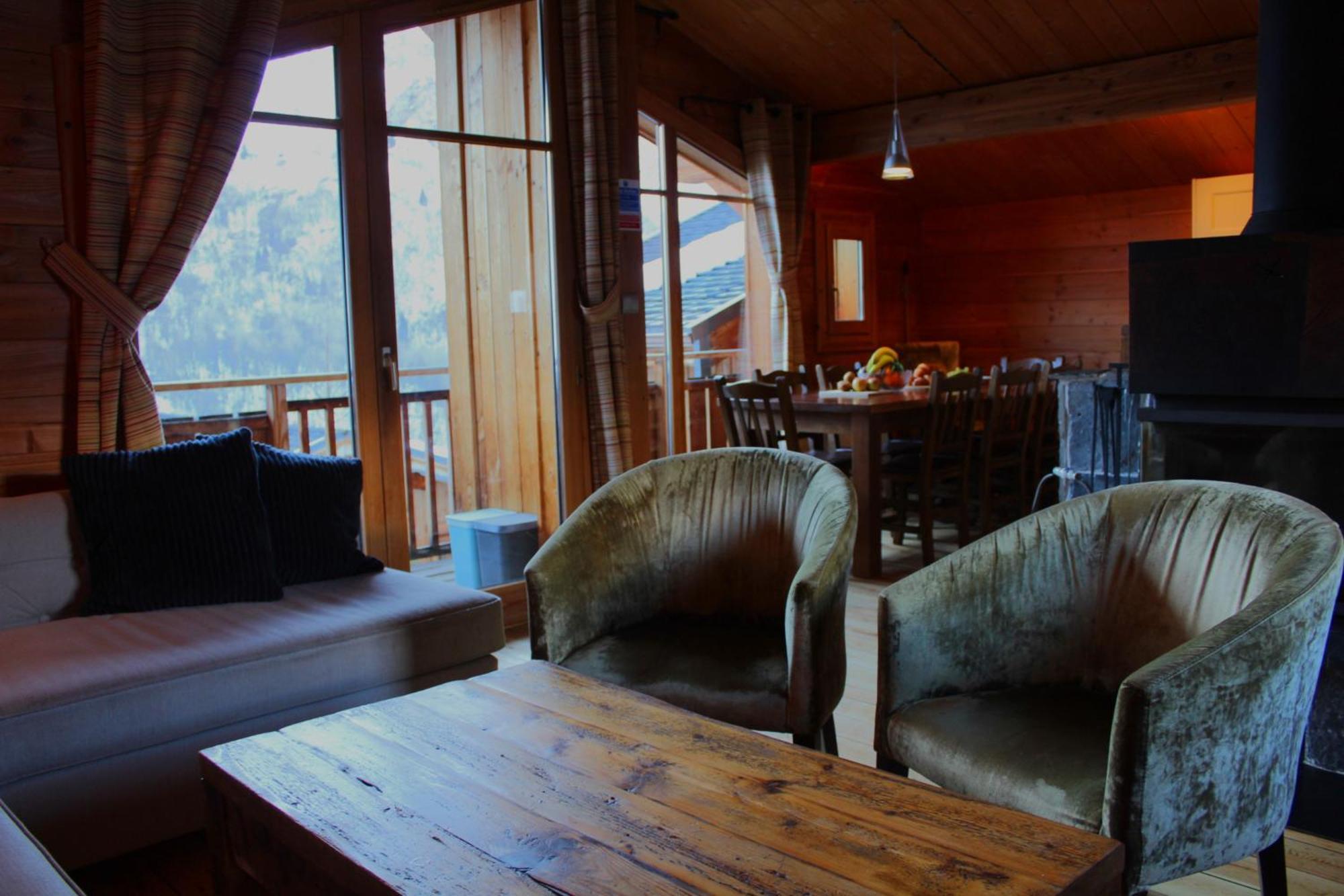 Saint-Marcel  Cosy 4 Bedroom Chalet With Hot Tub מראה חיצוני תמונה