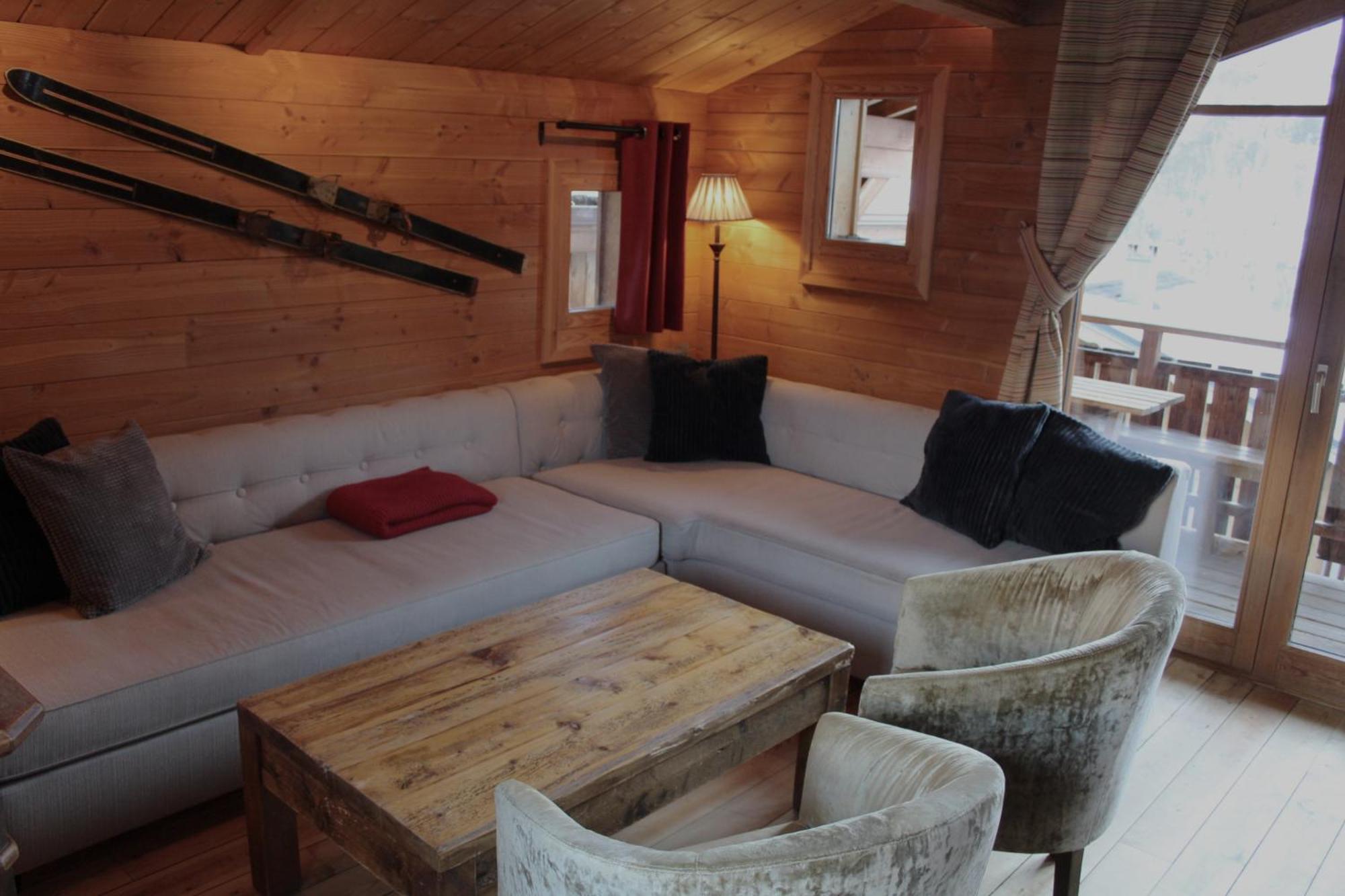 Saint-Marcel  Cosy 4 Bedroom Chalet With Hot Tub מראה חיצוני תמונה